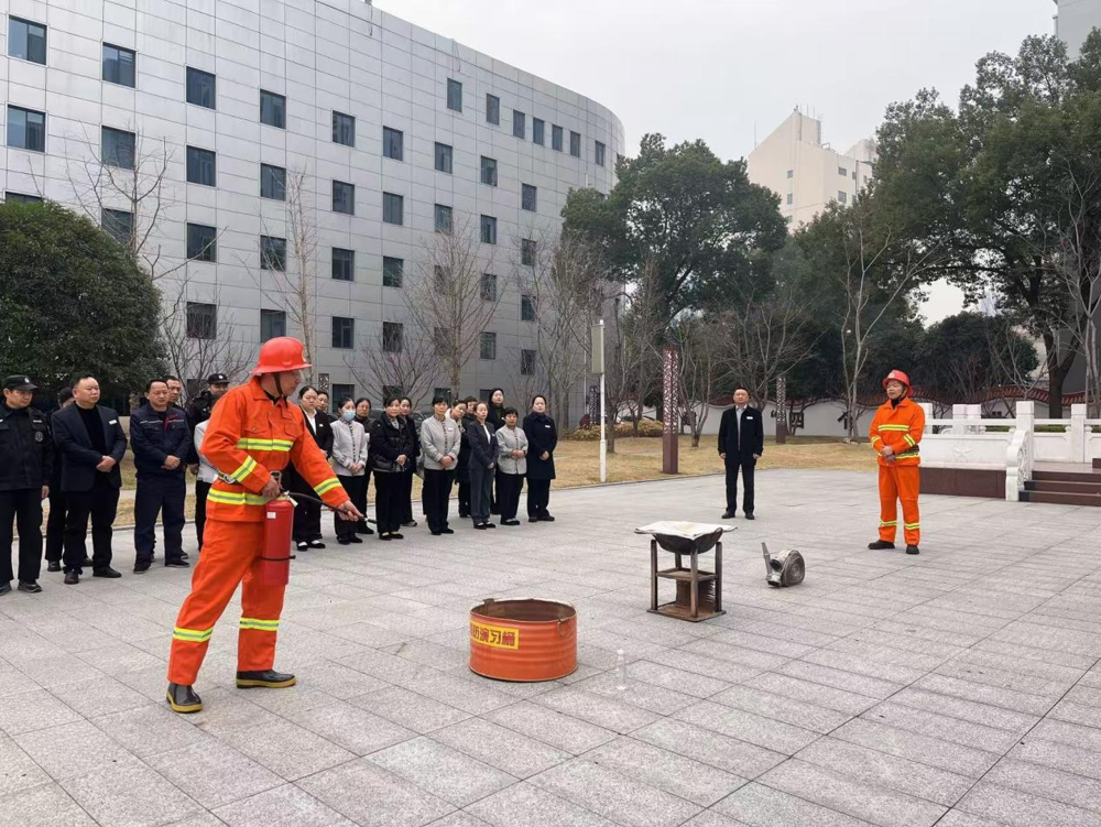 实操培训：灭火器使用方法